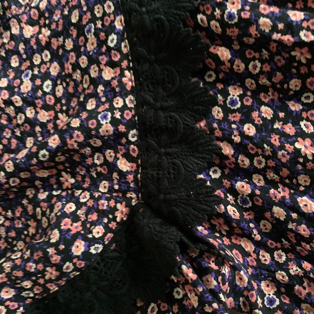 Top - Picture 4 of 4